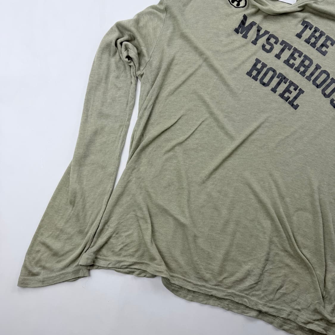 더미스테리어스호텔 SHOULDER HOLE TMH SLEEVE 상품이미지4