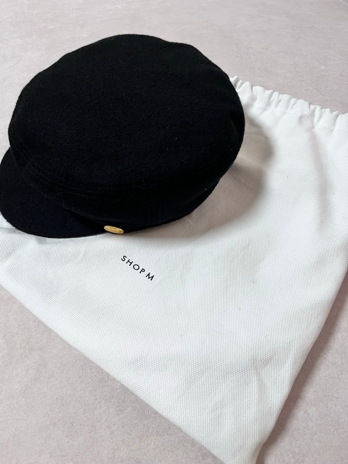 이주미착용 샵엠 Somber Cashmere Flat cap Black 상품이미지6