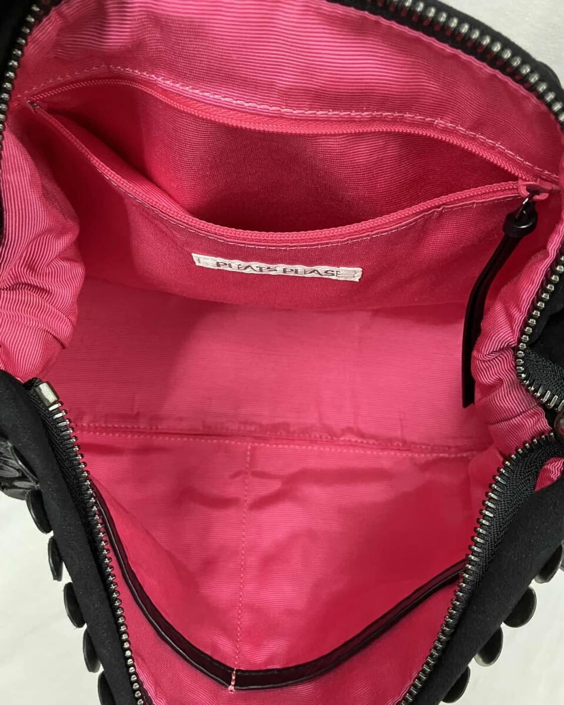 PLEATS PLEASE ISSEY MIYAKE BAG 상품이미지3