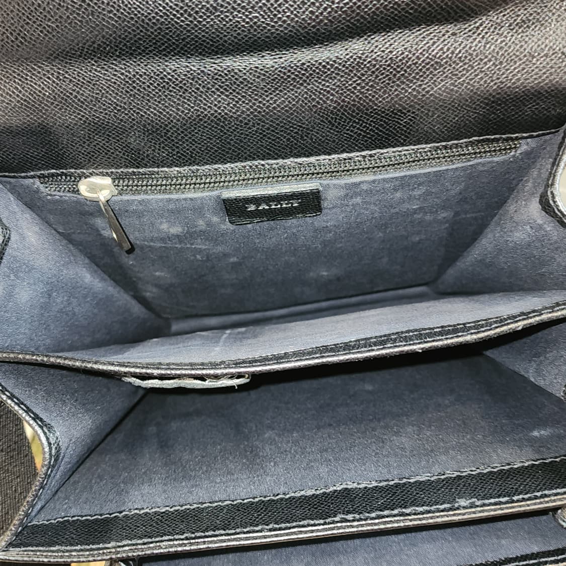 90s 발리 헤비레더 크로스백 사피아노 레더 메신져백 블랙 상품이미지9