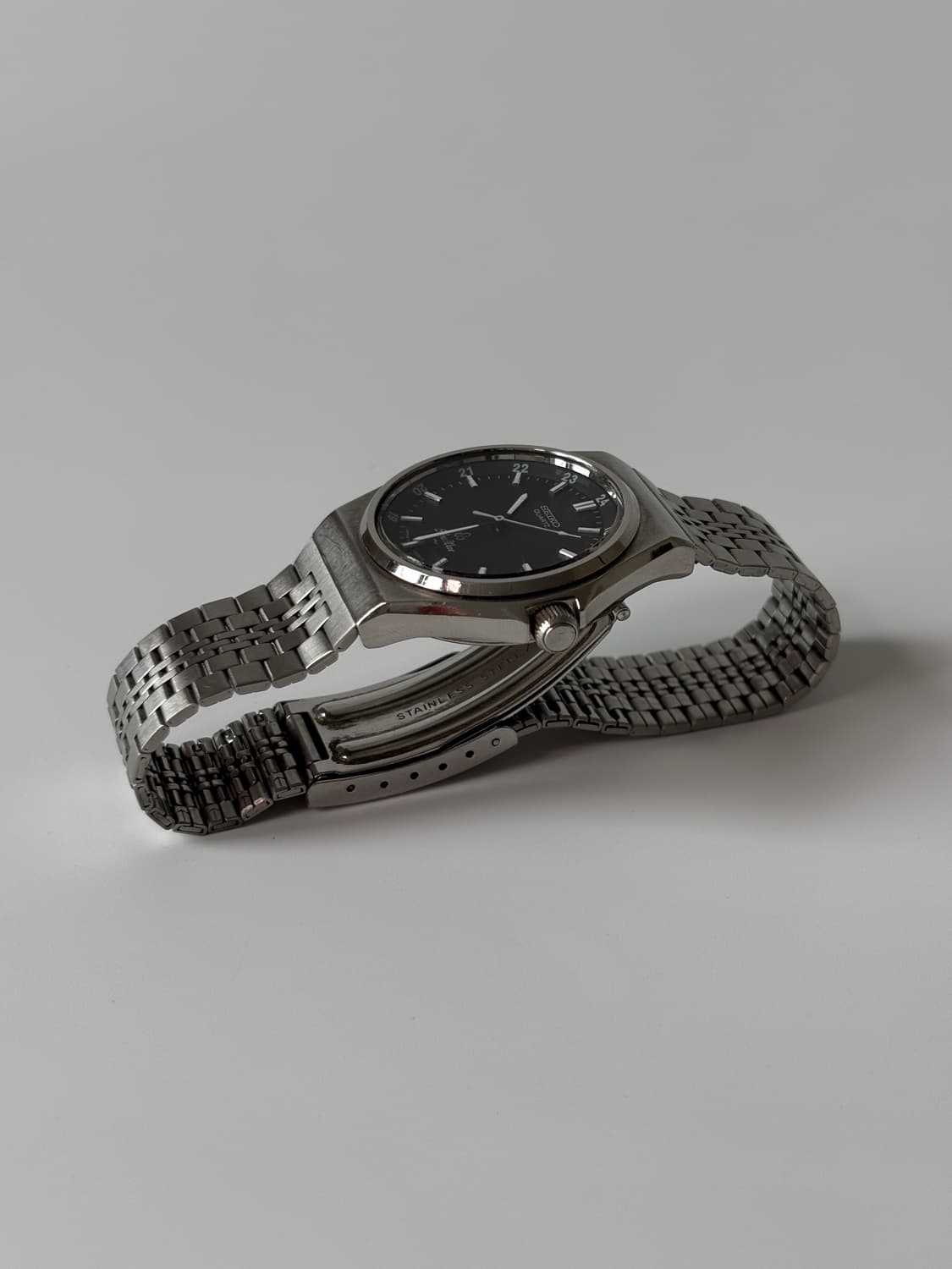 1980s Silverwave Black Dial Silver Quart 상품이미지4