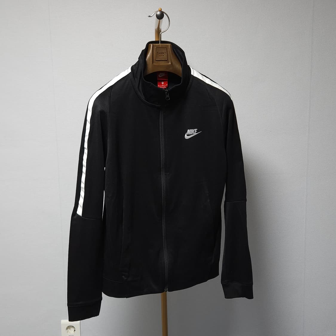 M ) 나이키 블랙 트랙탑 화이트 라인 상품이미지1