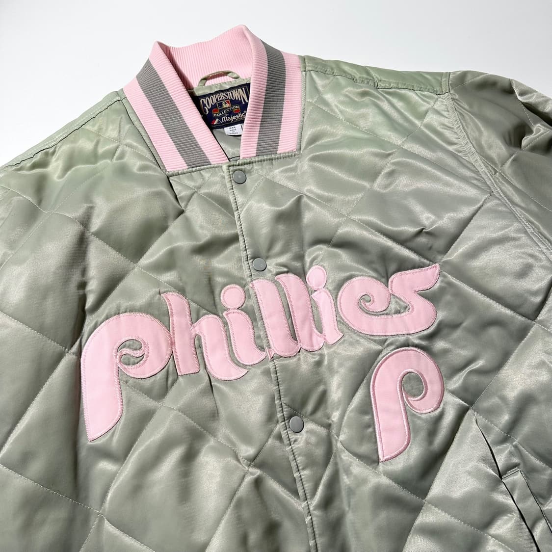 마제스틱 쿠퍼스타운 필라델피아 필리스 퀼팅 바시티 자켓 상품이미지3