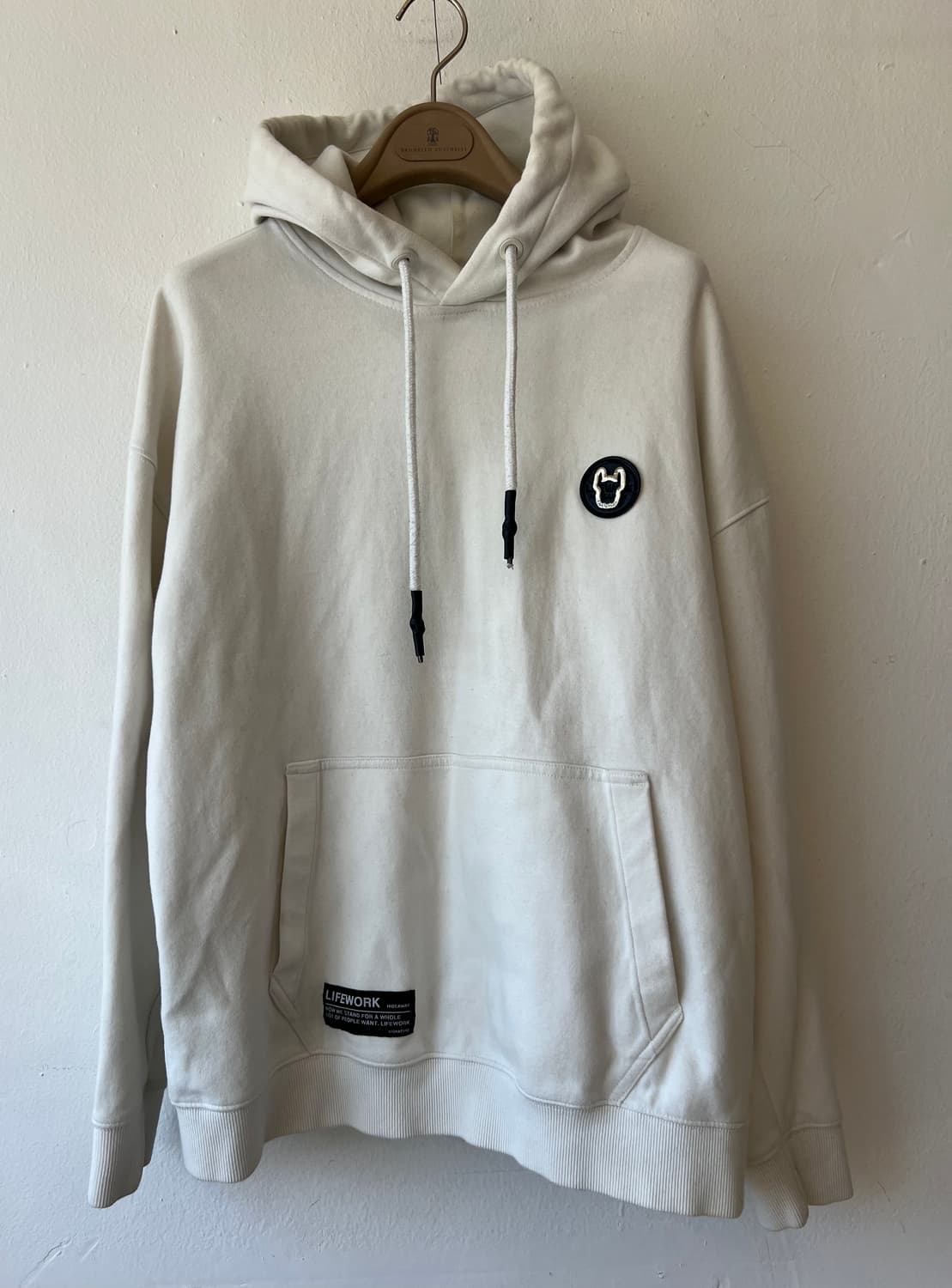 라이프워크 아이보리 후드티셔츠   상품이미지1