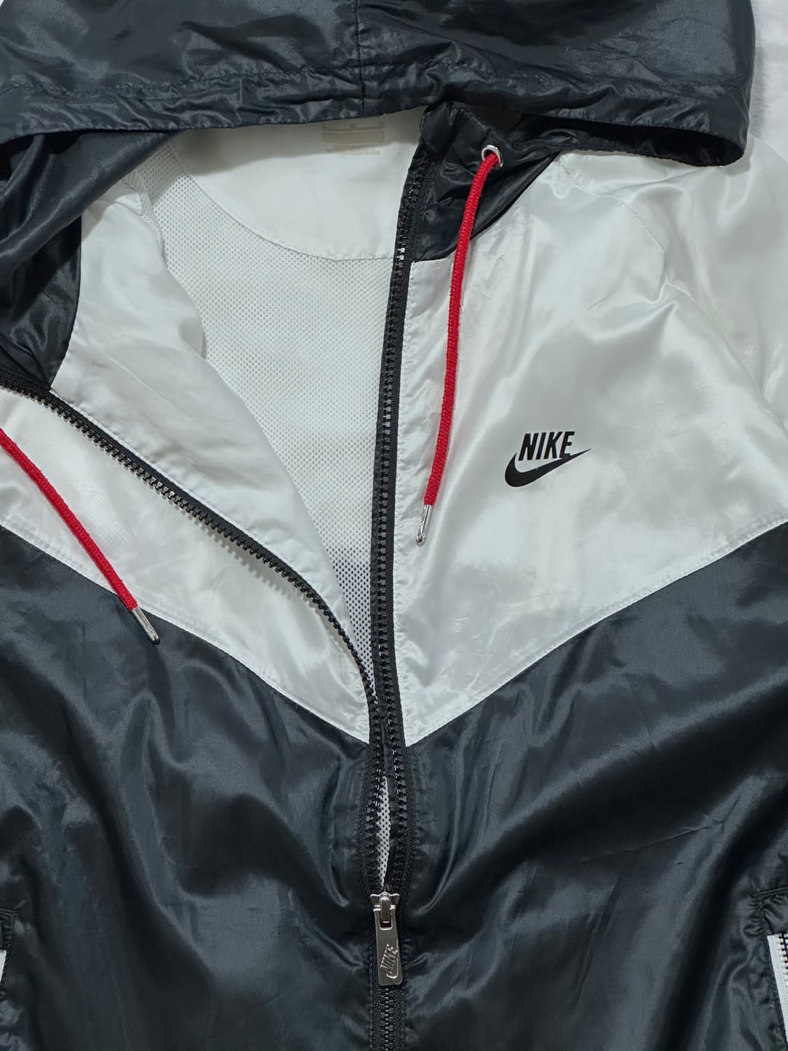 나이키 윈드러너 바람막이 자켓 (블랙 화이트) 상품이미지2