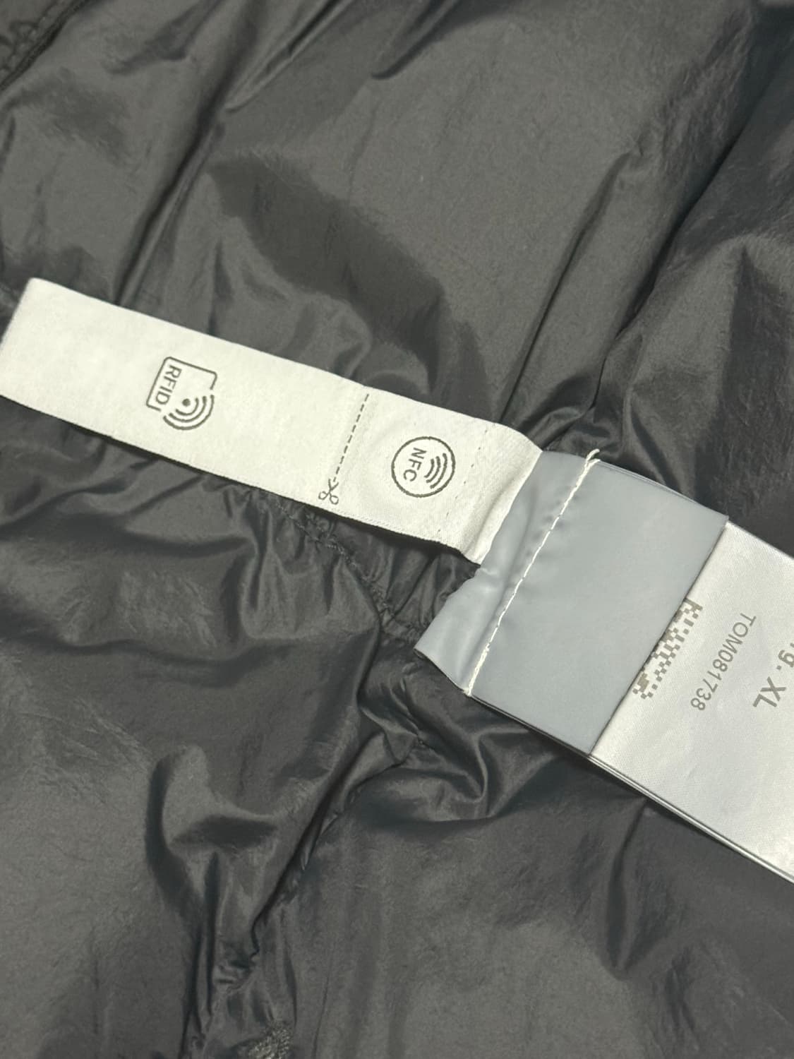 스톤아일랜드 크링클랩스 24fw XL 블랙 상품이미지8