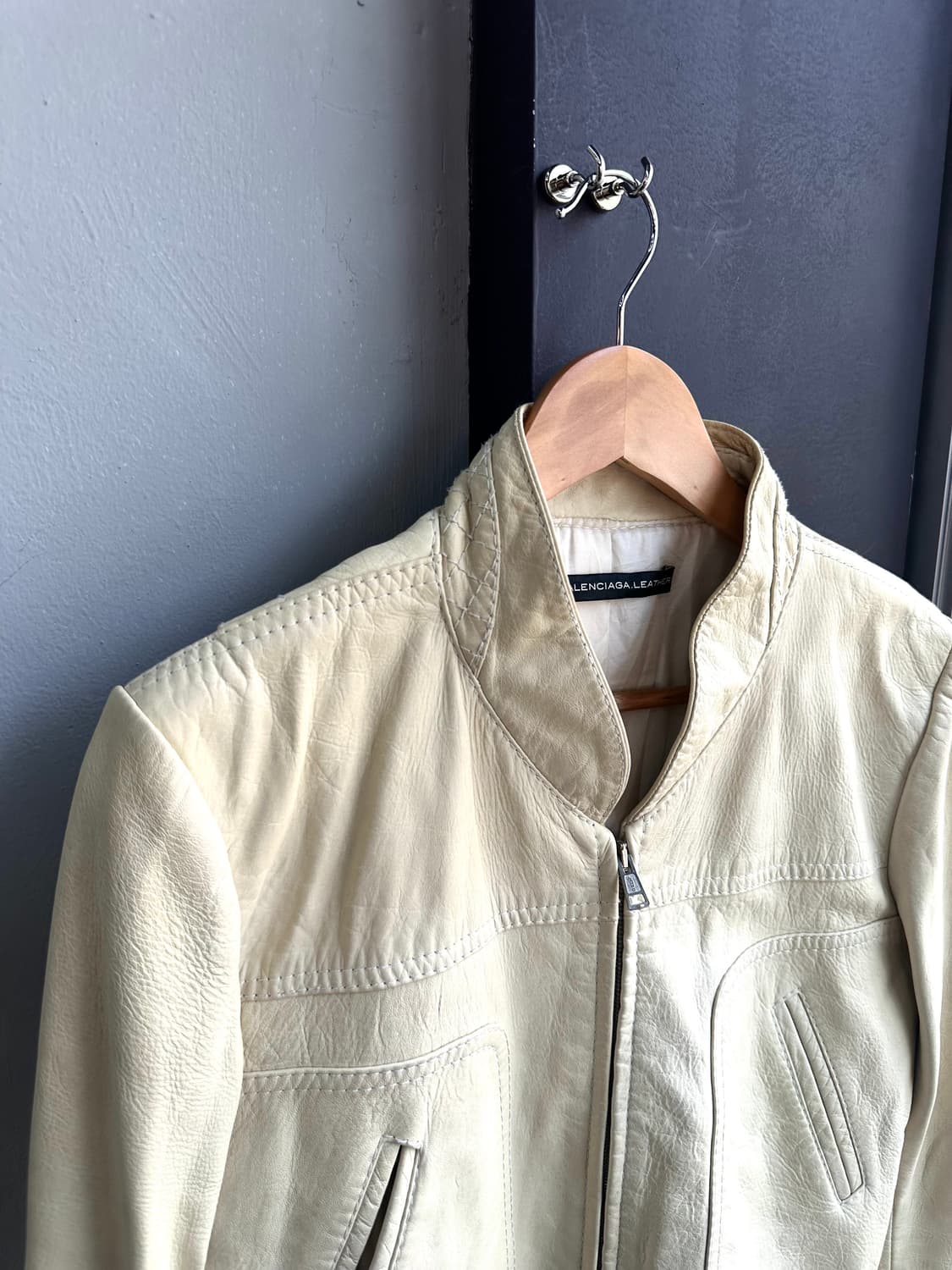 40/ 발렌시아가 Goat Leather 라이더 자켓 상품이미지3