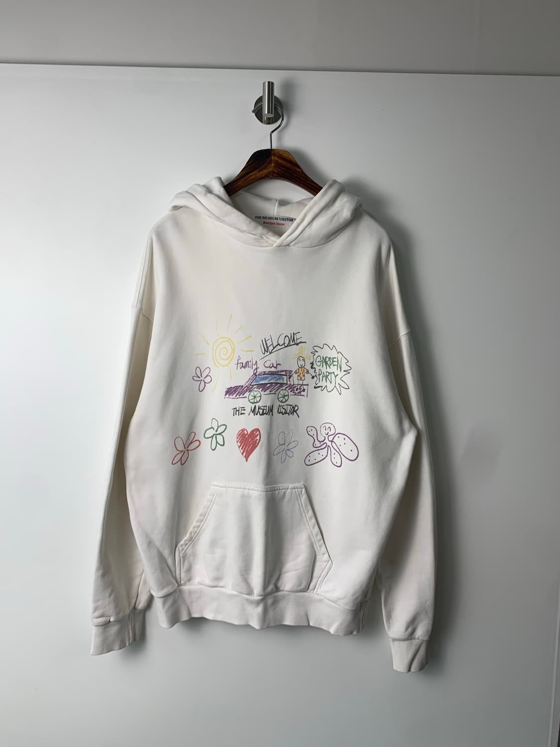 더 뮤지엄 비지터 그래픽 페인팅 후드티 상품이미지2