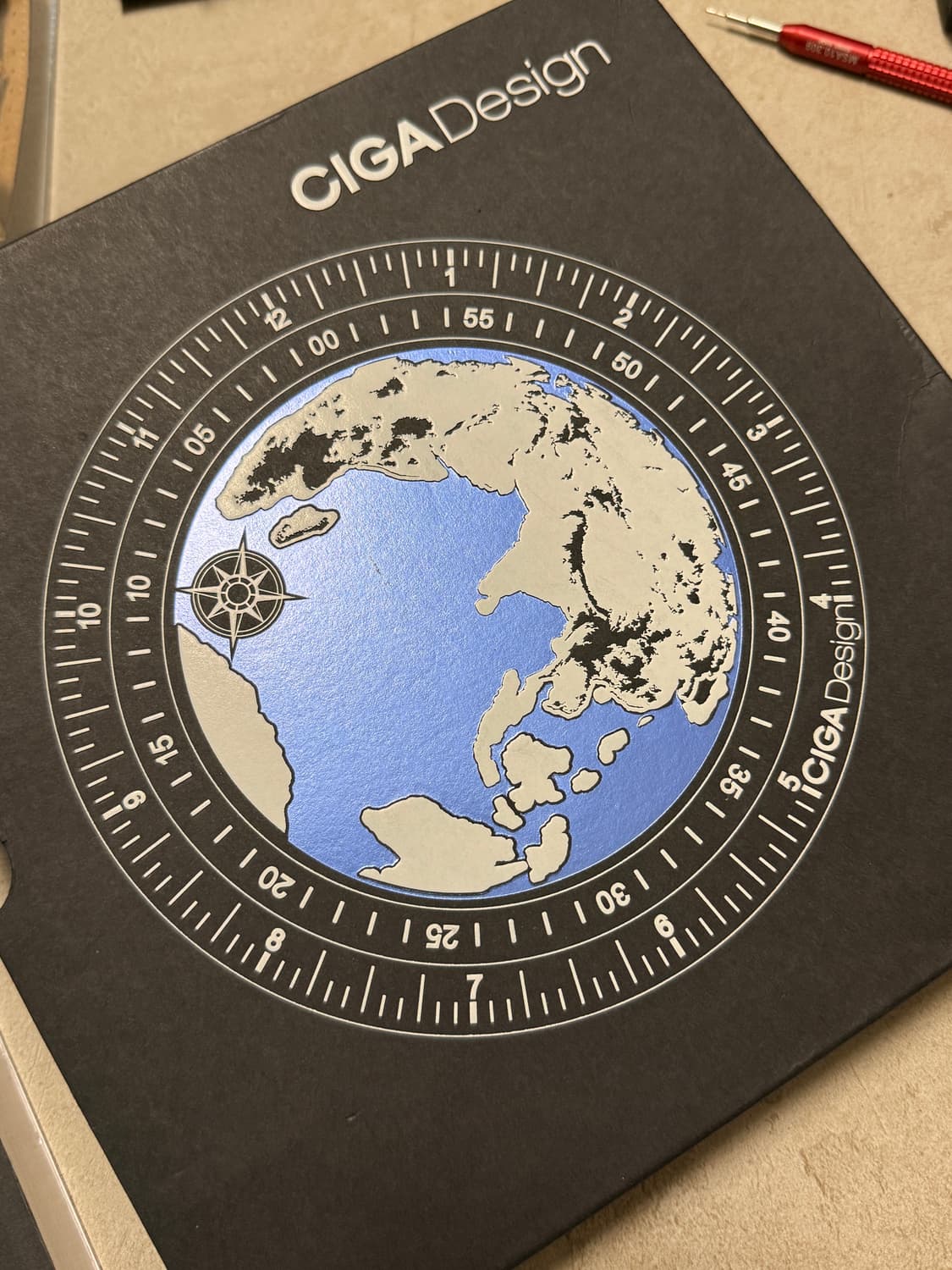 시가디자인 블루플래닛 티타늄 46mm 오토매틱 시계 상품이미지2