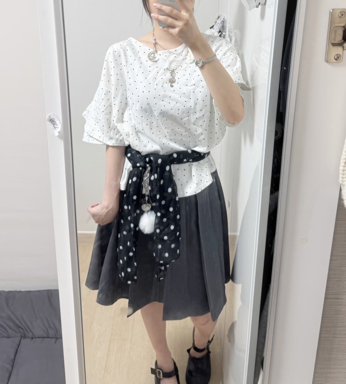 도트 하구미 프릴 블라우스 상품이미지2