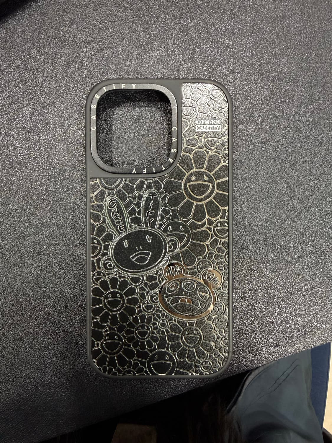 케이스티파이 무라카미다카시 아이폰16프로 케이스 상품이미지1