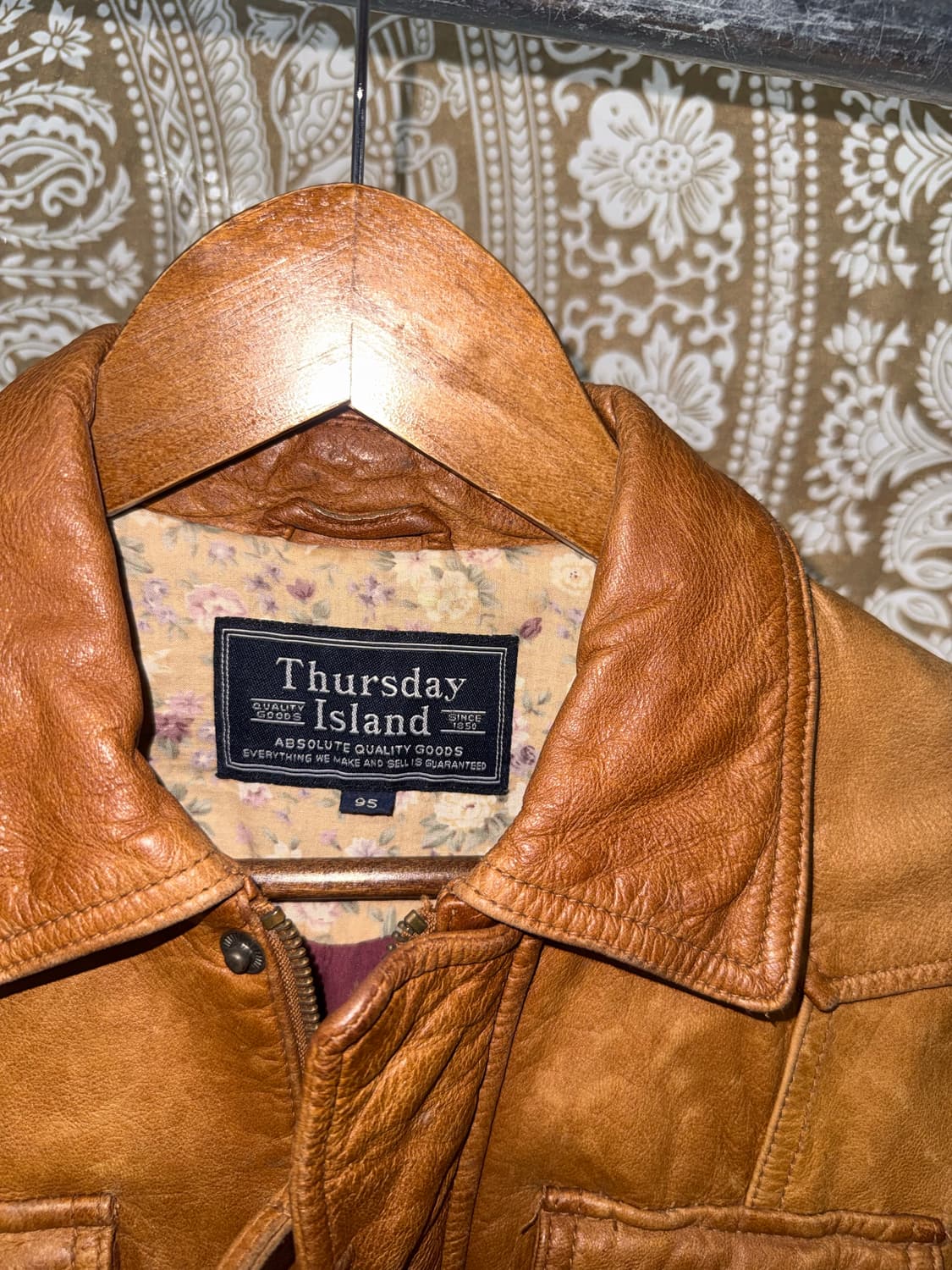 써스데이아일랜드 멀티포켓 양가죽 레더자켓  상품이미지4