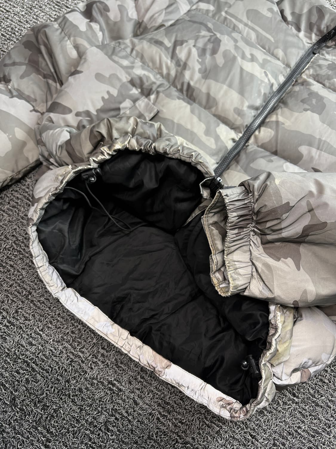 슈프림 18Fw 리플렉티브 카모 다운 패딩 (상태 안좋음) 2616 상품이미지3
