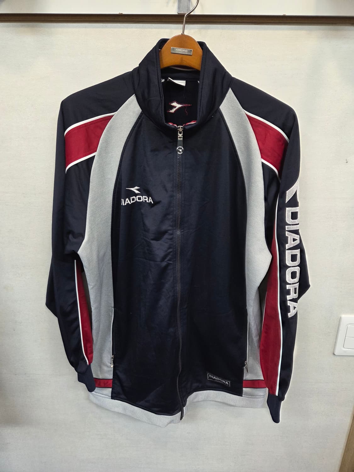 디아도라 올드스쿨 자수로고 트랙탑 져지 대장급 110 상품이미지1