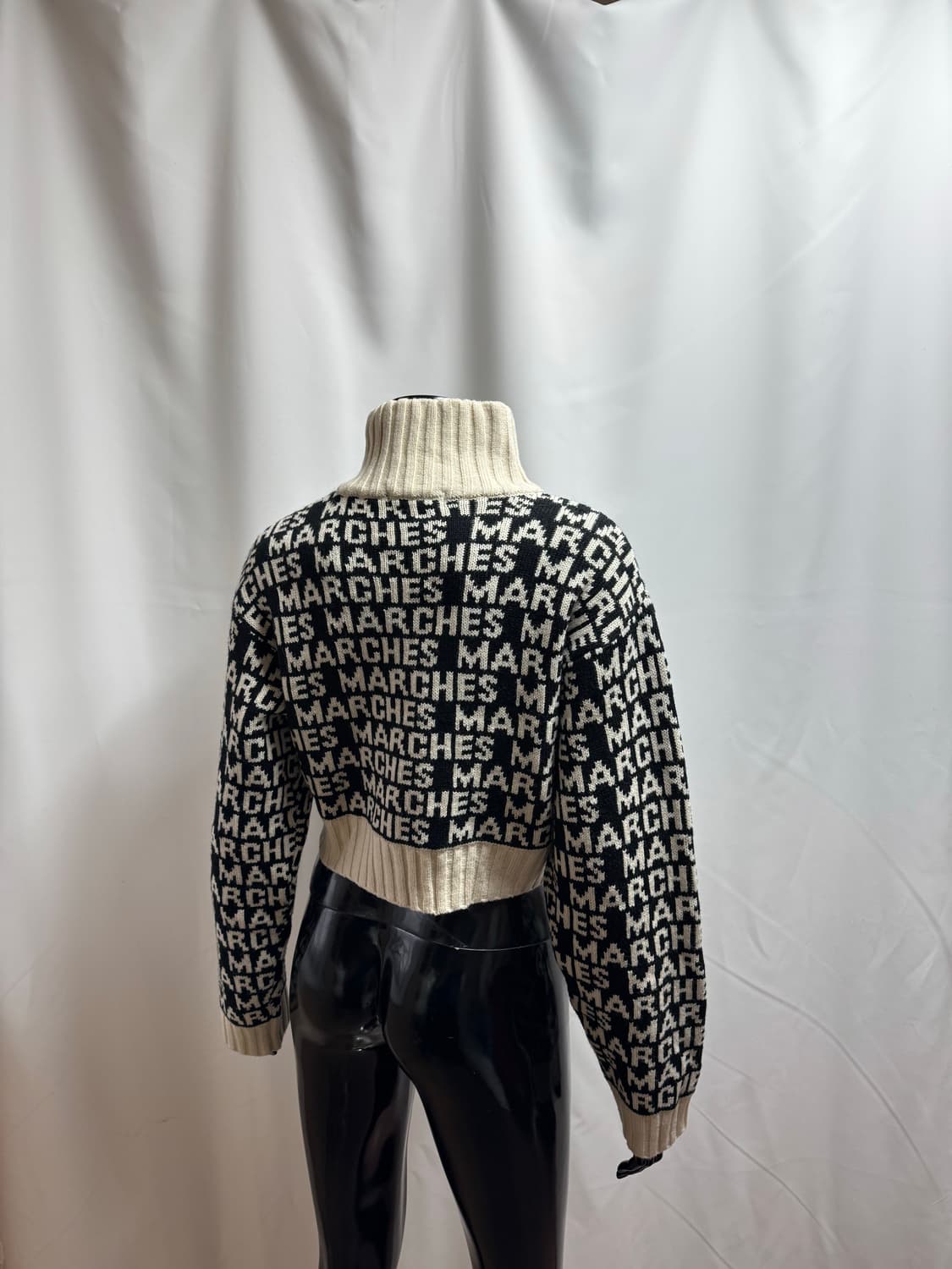 apporte parles marches 크롭 패턴 니트 집업 상품이미지3