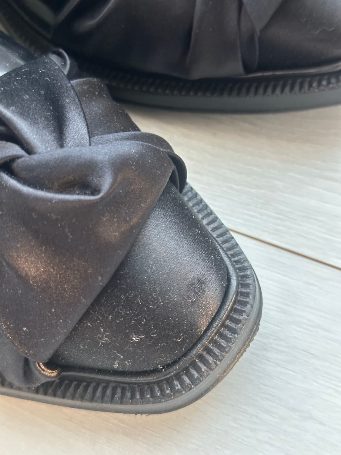 (40) FW25 디올 꾸뛰르 레이스 로퍼 팝니다 상품이미지4