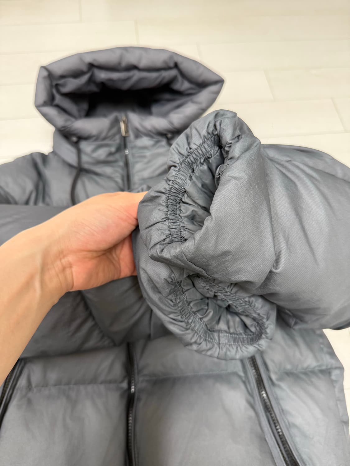단톤 마이크로 립스탑 패딩 그레이 M 사이즈 100-103 사이즈감  구 상품이미지2
