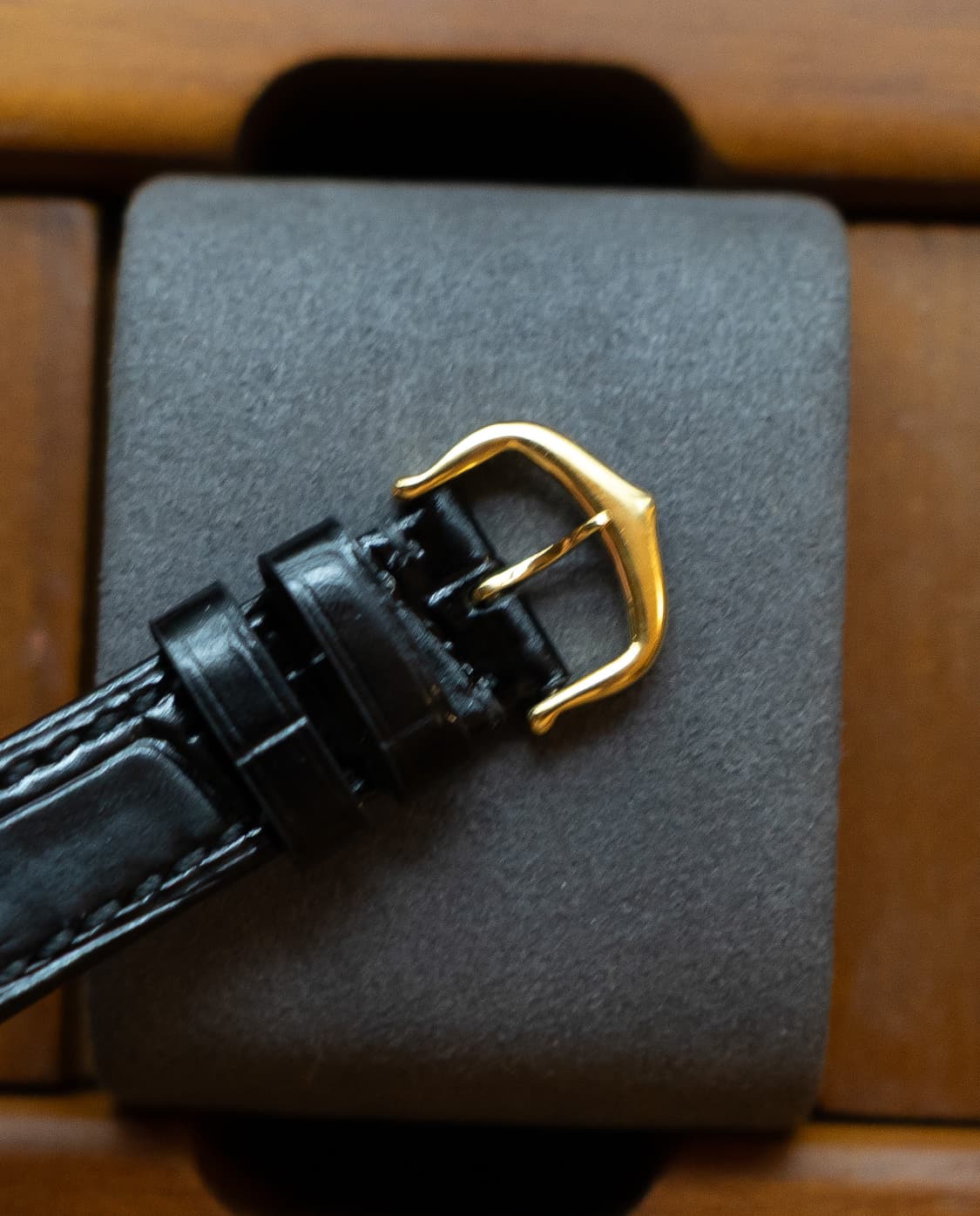 까르띠에 머스트 탱크 M 미디움 쿼츠 시계 상품이미지5