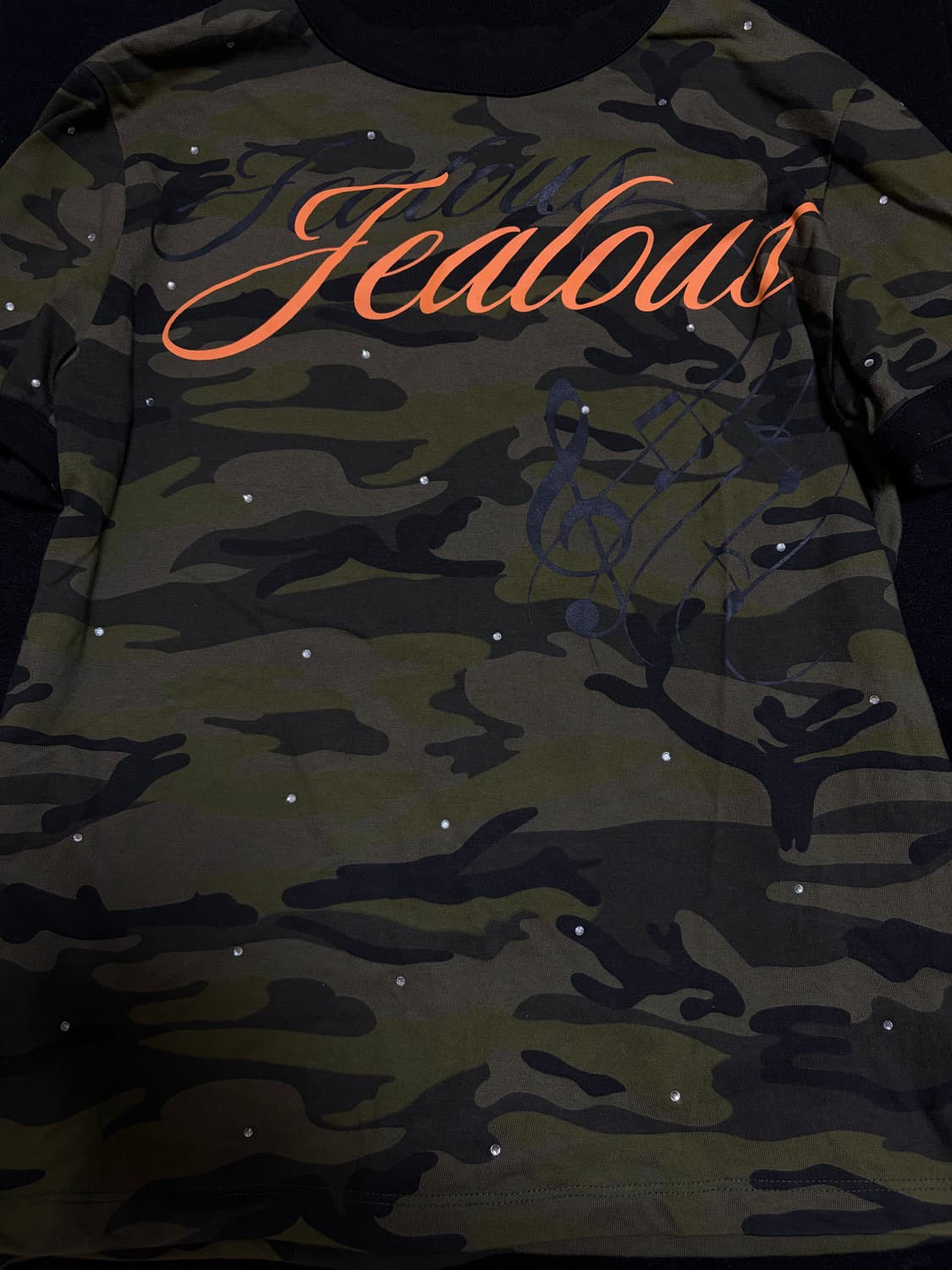 제노리포트 BEHIND THE NOISE 상품이미지1