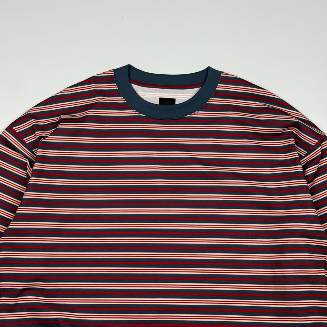 (110) 다이와피어39 테크 드로우스트링 멀티 보더 롱슬리브 상품이미지3