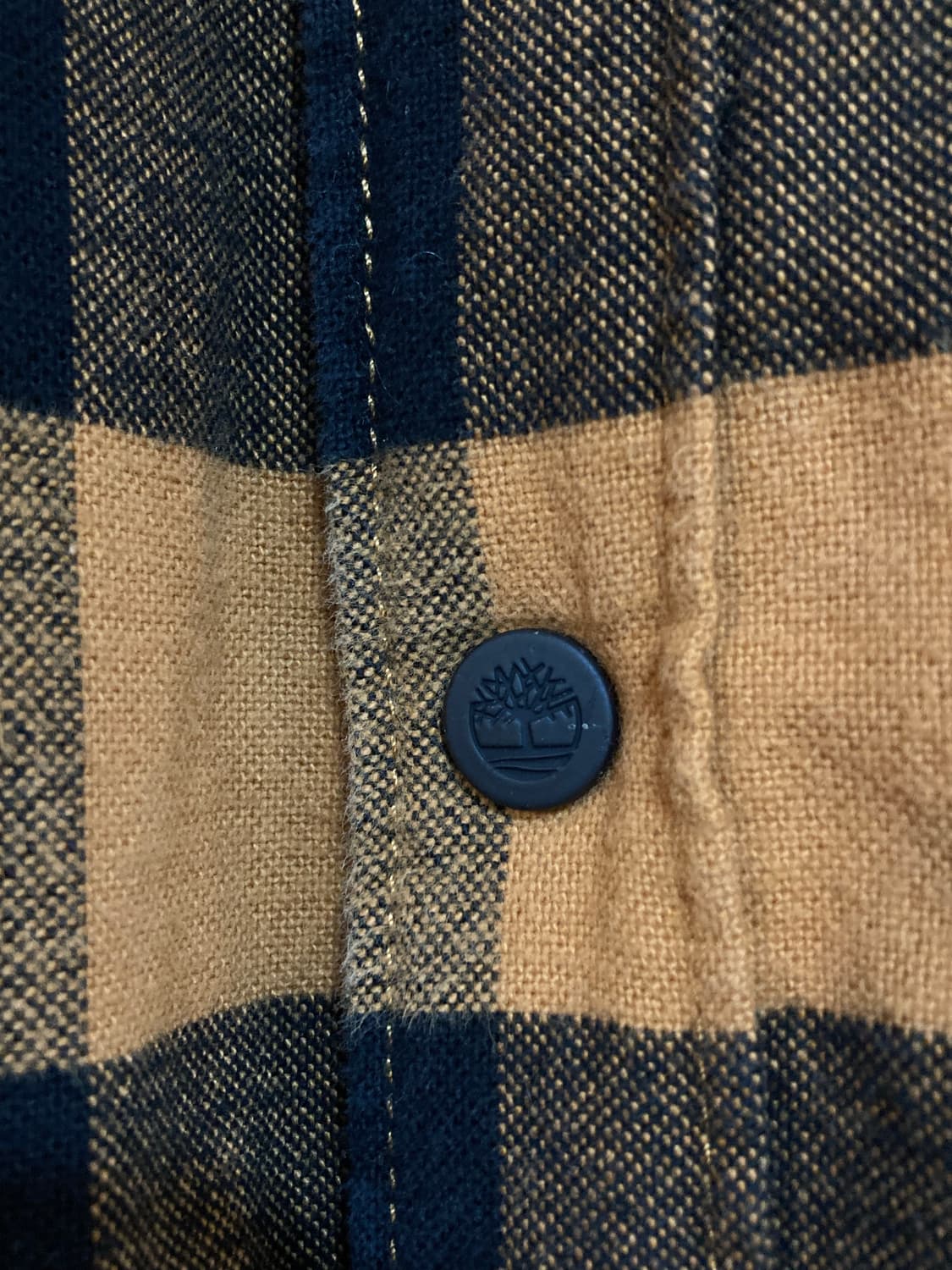 ⚜️Timberland(팀버랜드) 옐로우 쉐르파 버팔로 오버셔츠 상품이미지3