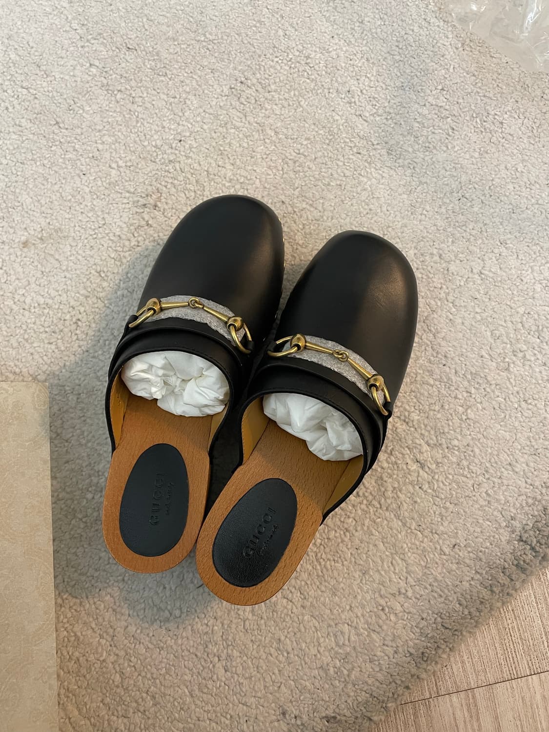 구찌 클로그 뮬 블랙 38.5(255) 새상품 상품이미지3