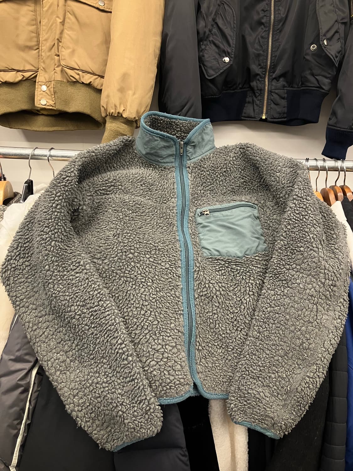 파타고니아 클래식 레트로 딥파일 플리스 그린 상품이미지1