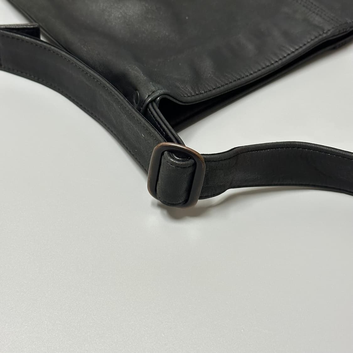요시다포터(Porter) 프랭크 레더 숄더백 (블랙) 상품이미지6