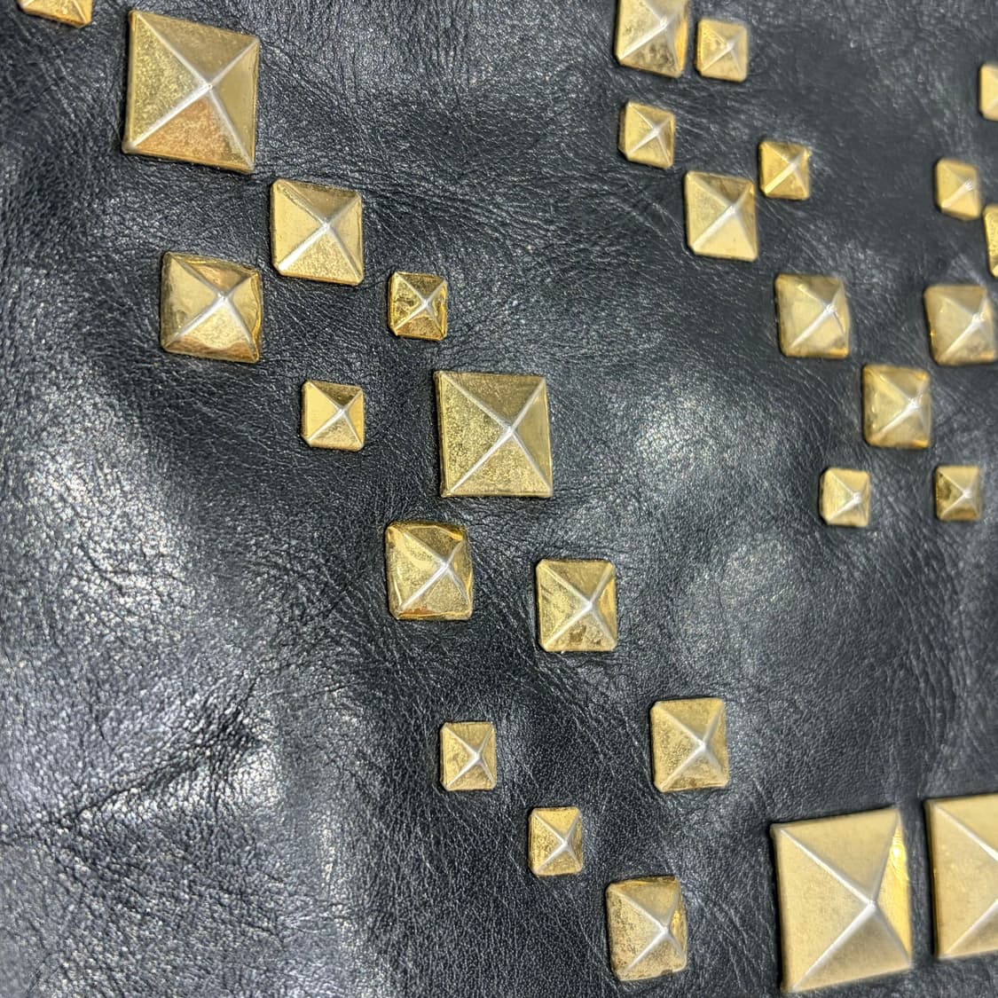 준야 와타나베 스터드 파우치 상품이미지4