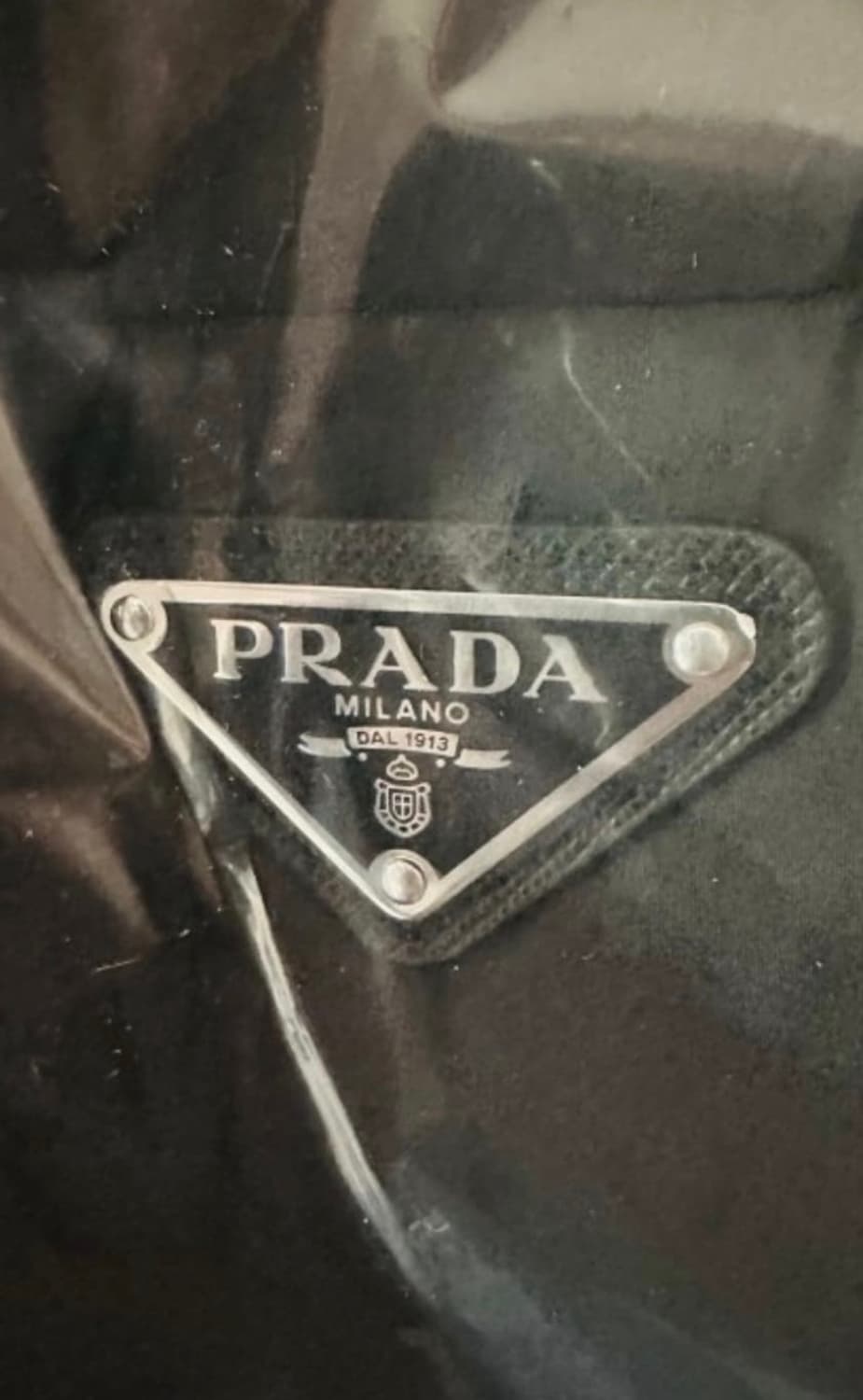 프라다 리나일론 로고 패딩팝니다 상품이미지5