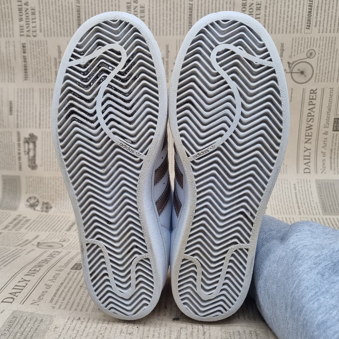 아디다스 슈퍼스타 화이트골드 여성스니커즈240 상품이미지3