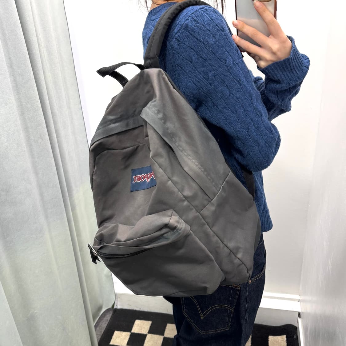 잔스포츠 그레이 백팩 상품이미지1