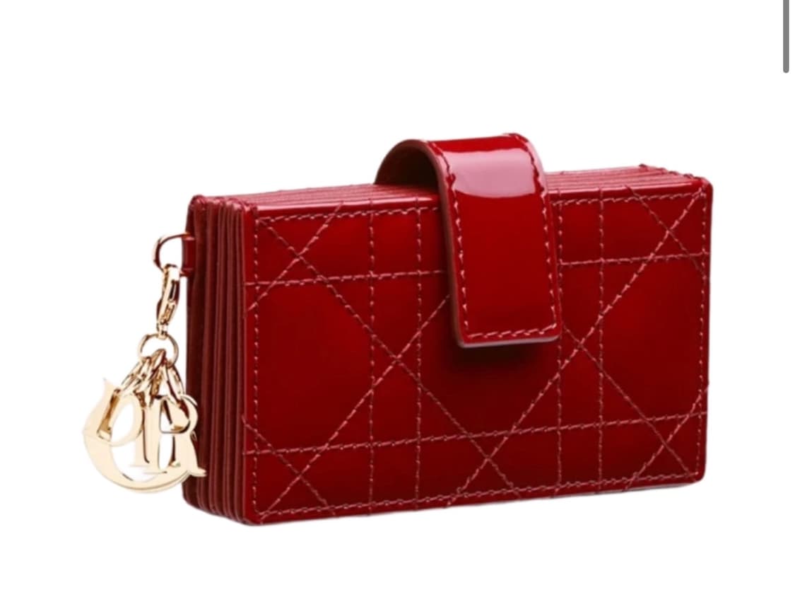 디올 지갑 레이디 5-포켓 카드 홀더 페이턴트 까나쥬 카프스킨 체리 레드 상품이미지1