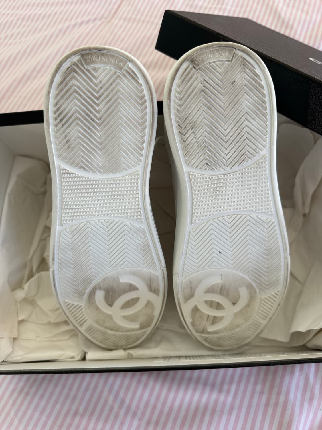 샤넬포스 카프스킨 스니커즈 EU 37.5 화이트 상품이미지4