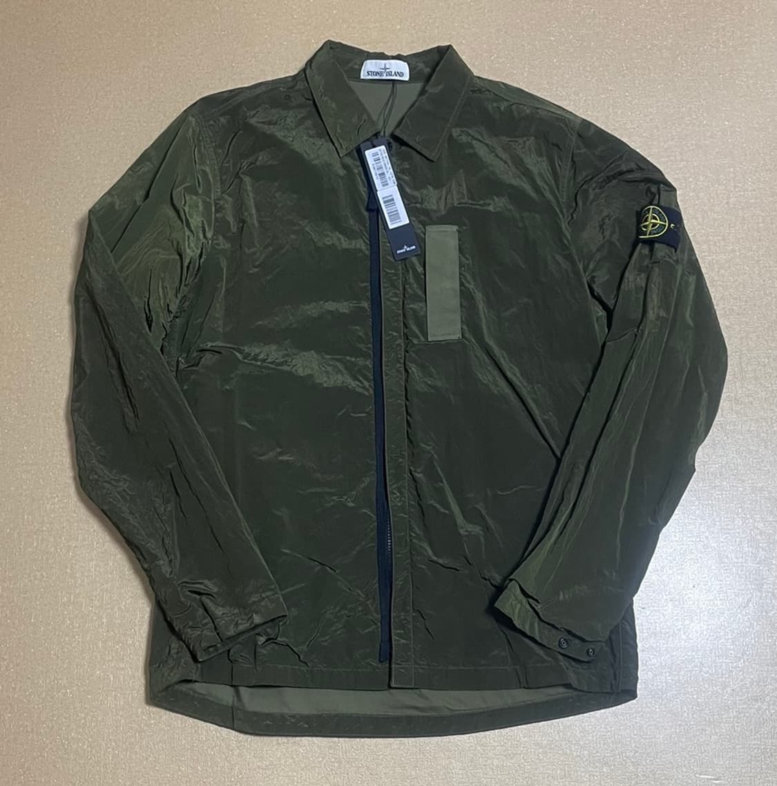 스톤아일랜드 나일론 메탈 오버셔츠 카키 상품이미지9