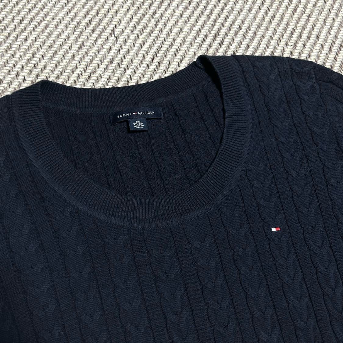 [S] Tommy 타미힐피거 우먼즈 네이비 케이블 라운드 니트 상품이미지4