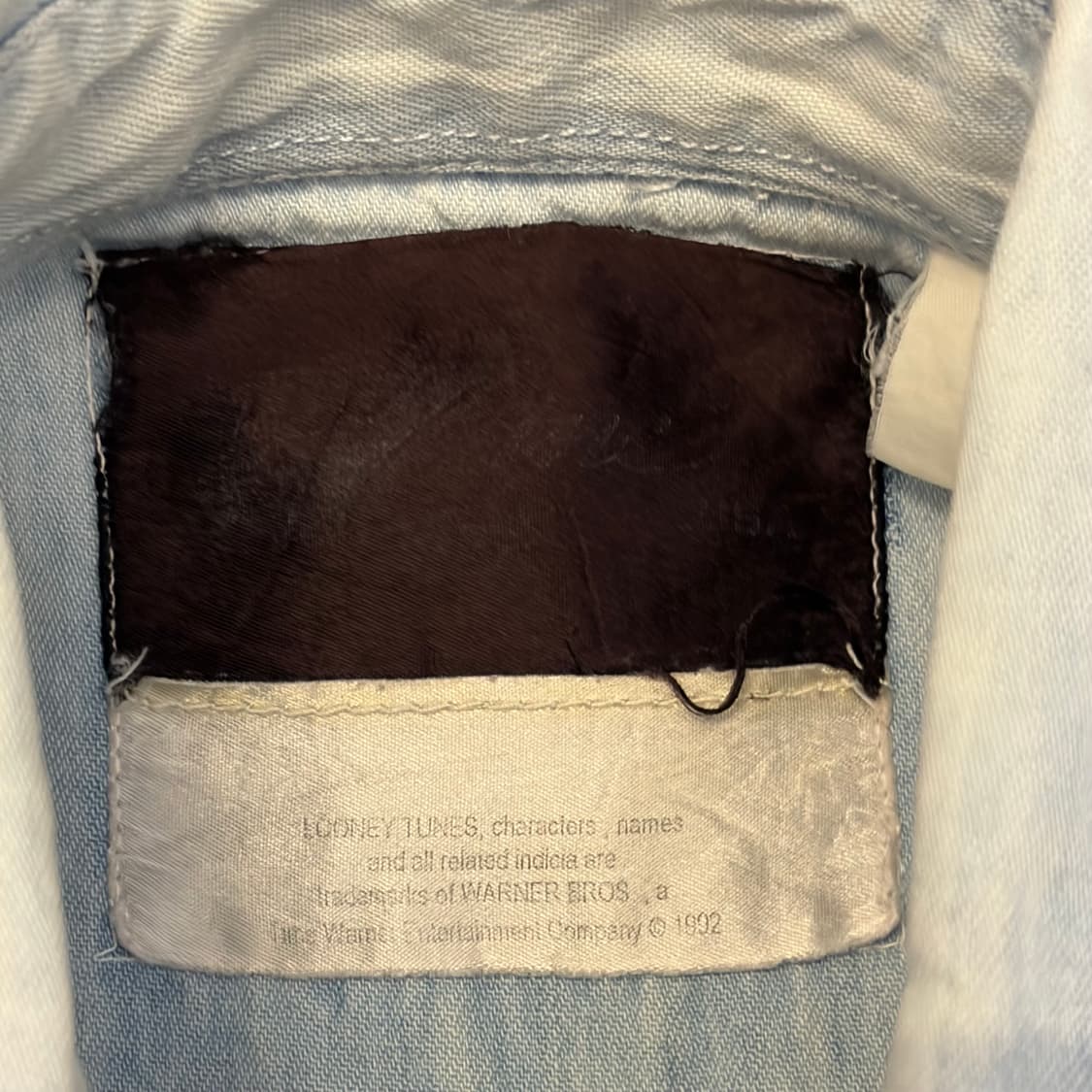 90s 미국 빈티지 루니툰즈 대피덕 연청 청남방 데님셔츠 상품이미지9