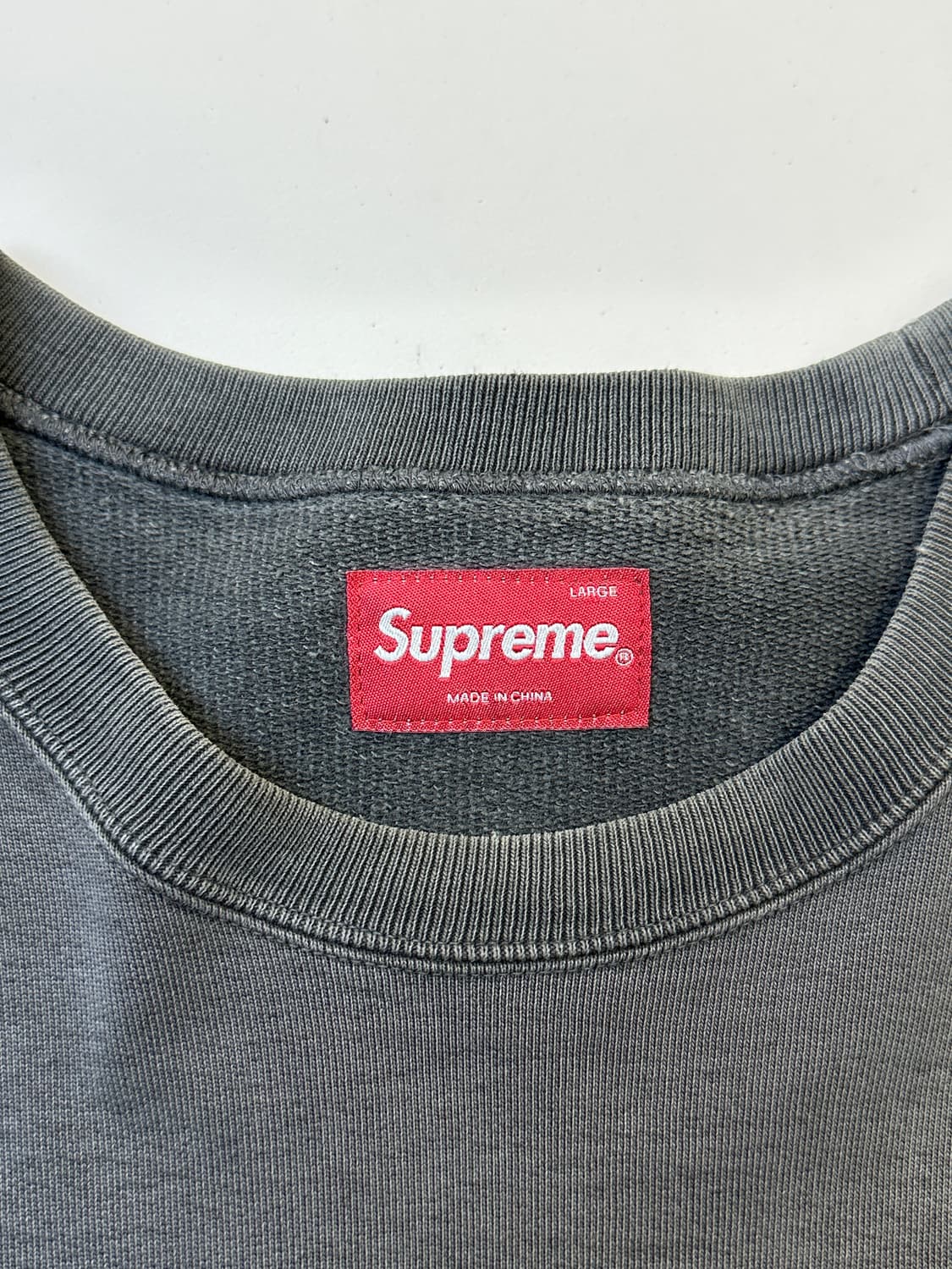 슈프림 16SS 오버다이드 크루넥 스웻셔츠 상품이미지6