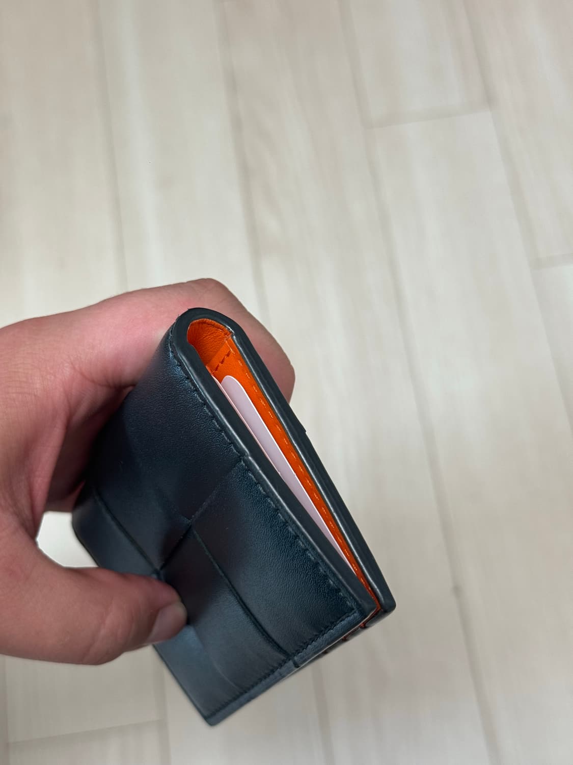 보테가베네타 투톤 플랩 오거나이저 상품이미지4