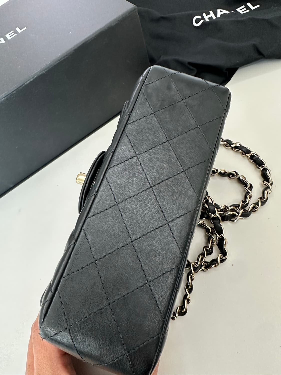 [os] 샤넬 뉴미니 클래식 샴페인골드 내장칩 상품이미지4