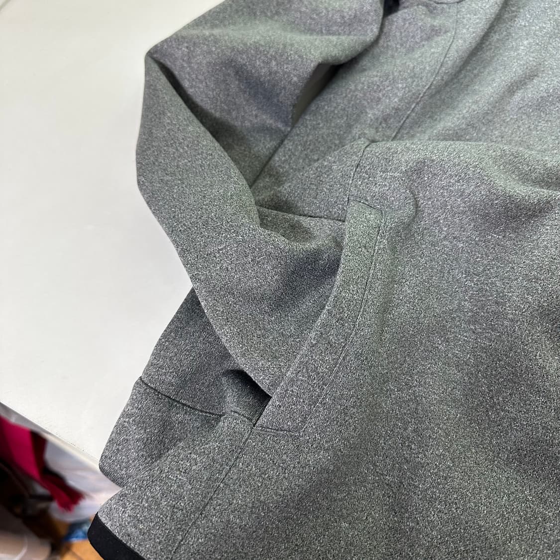 100 L MLB 진그레이 LA다저스 져지재질 웜후드자켓 상품이미지3