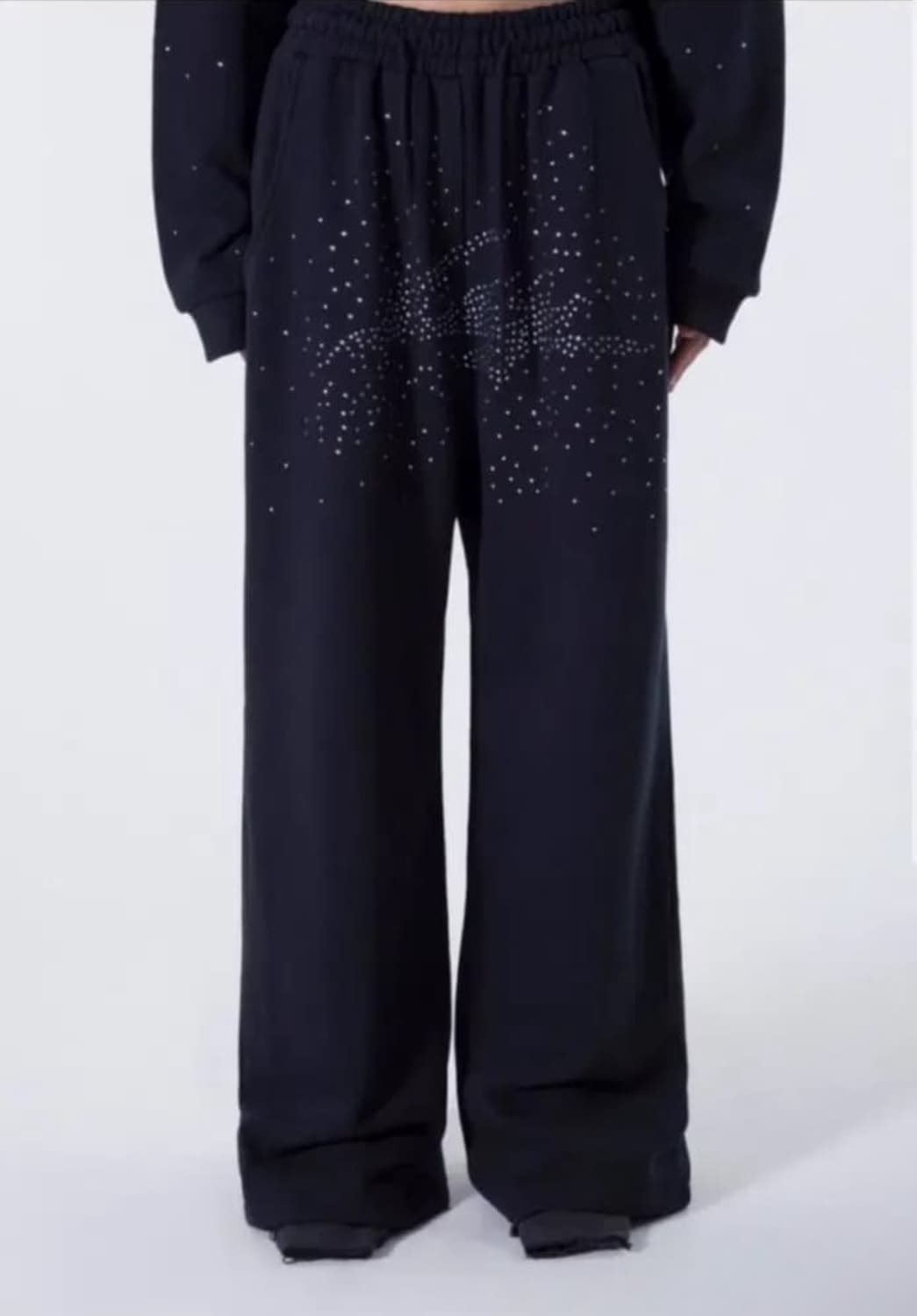 Leey CUBIC LOGO SWEAT PANTS 리 큐빅로고 스웻팬츠 상품이미지1
