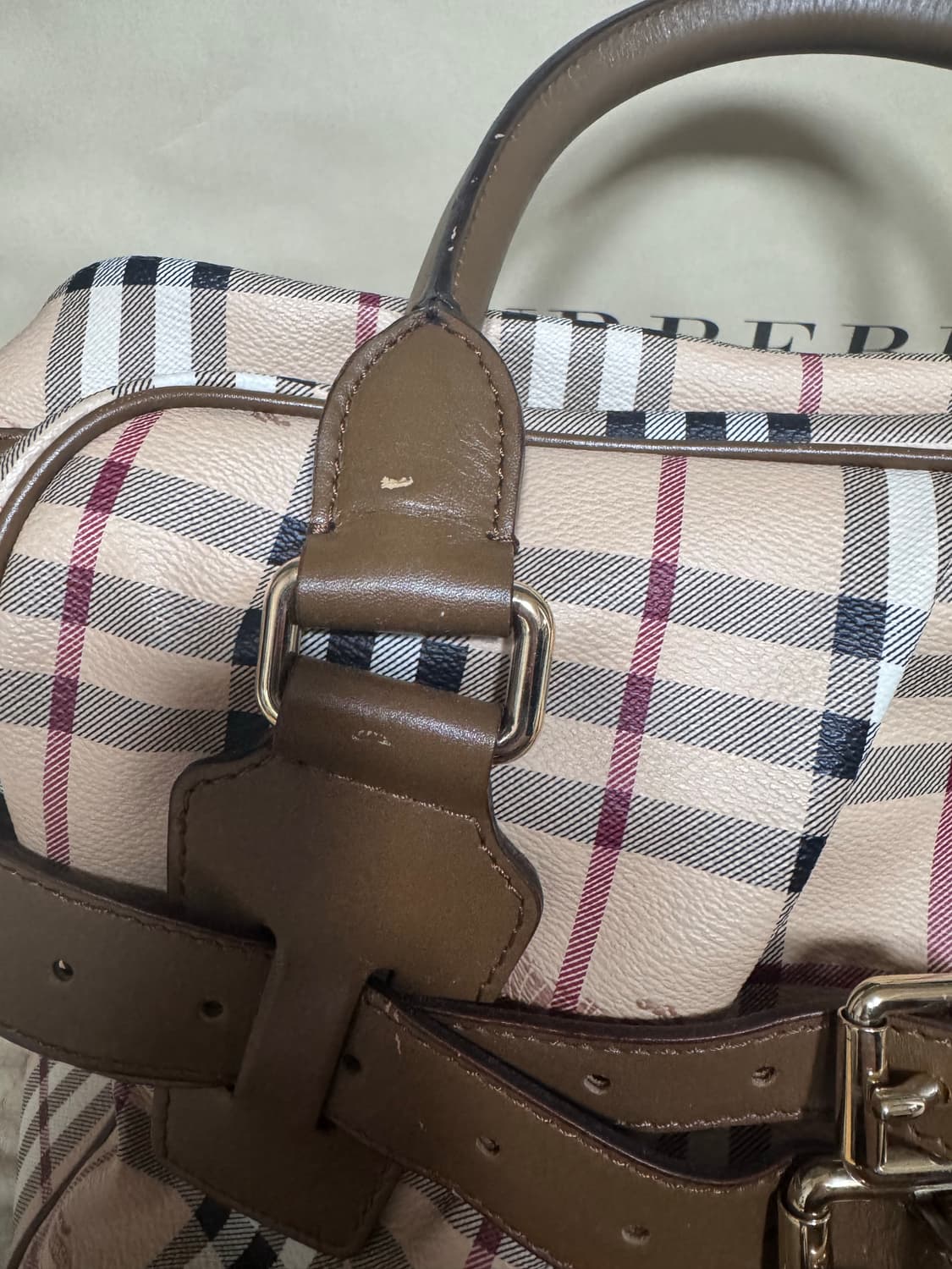 버버리 이중 버클 pvc 가방 상품이미지6