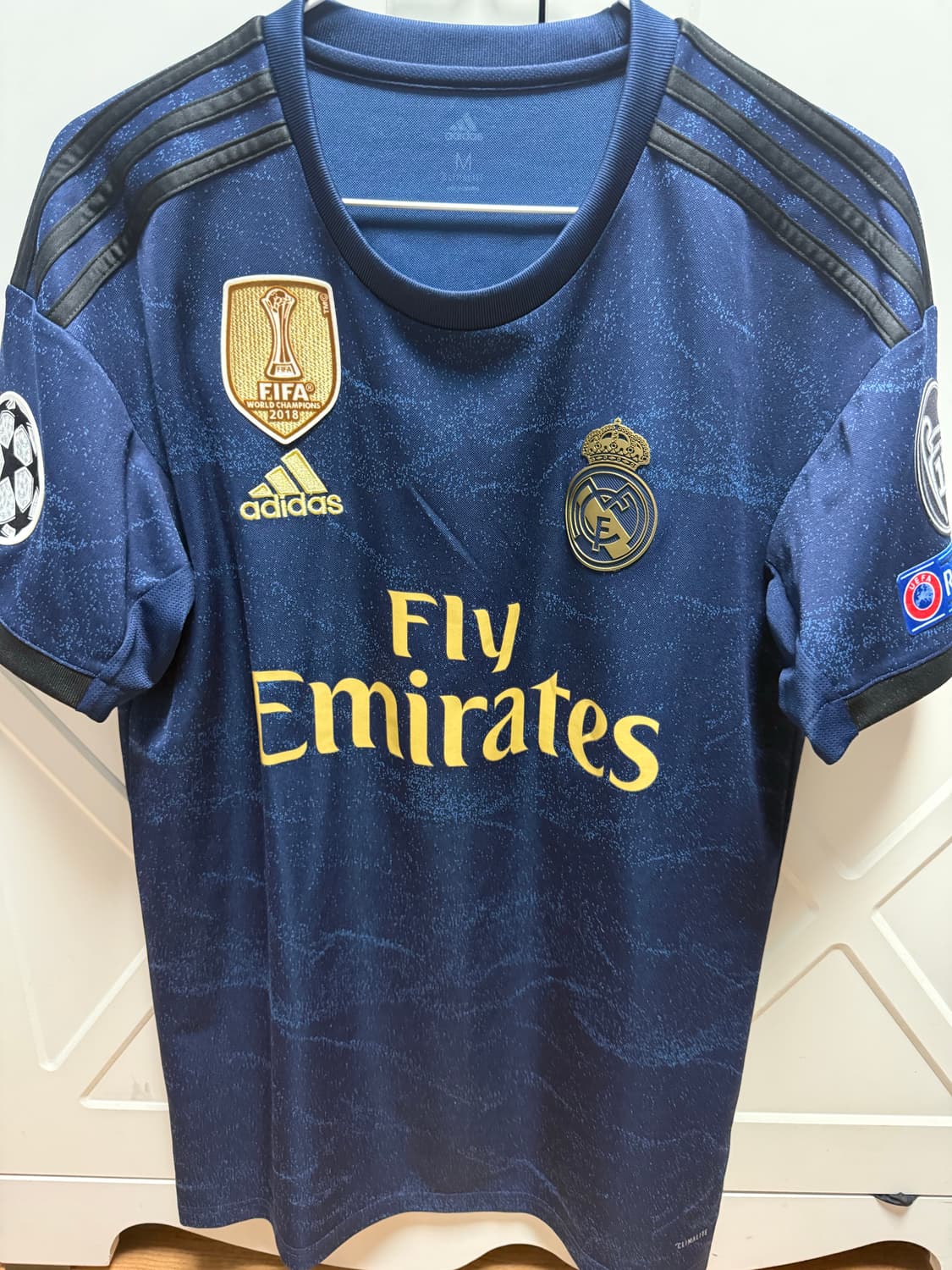 19-20 레알 마드리드 모드리치 유니폼 상품이미지1