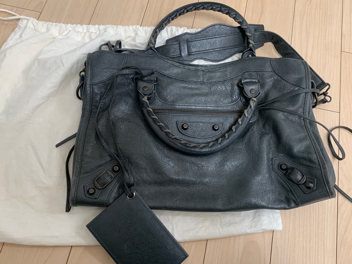 발렌시아가 모터백 미디움 상품이미지1