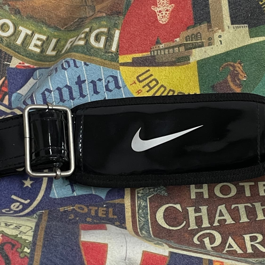 90s 나이키 에나멜 유광 크로스백 올드스쿨 메신저백 가방 상품이미지5