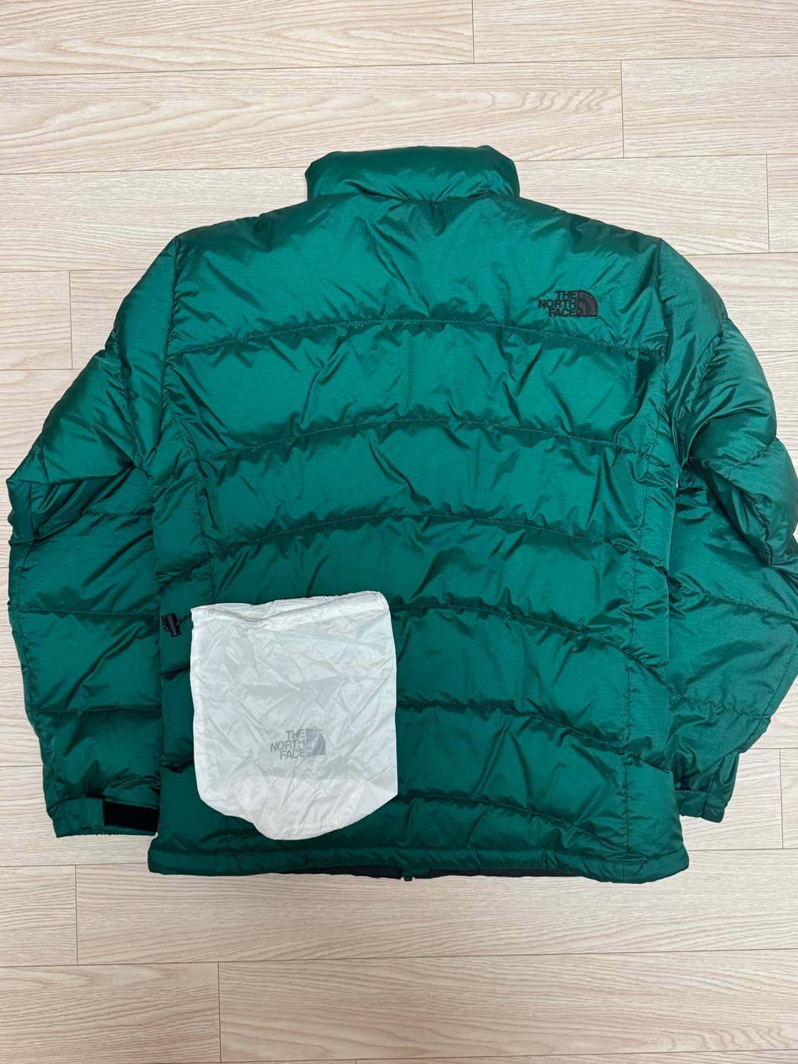 노스페이스 재팬 아콘카구아 그린 M사이즈 판매합니다 상품이미지2