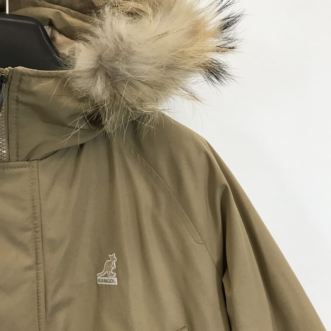 캉골 KANGOL 사파리 라쿤덕다운패딩 [L] 상품이미지2