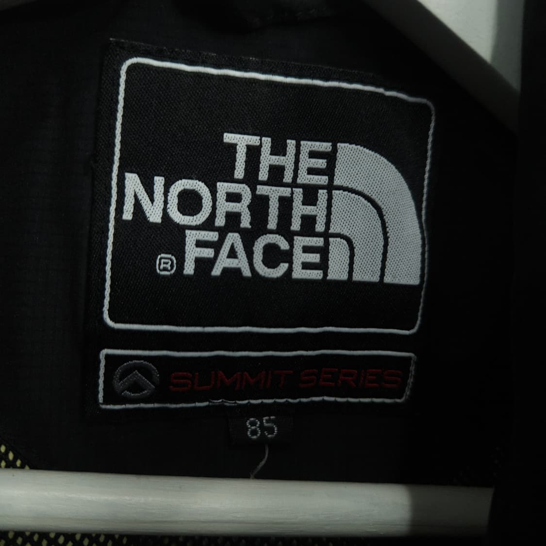 노스페이스 고어텍스 바람막이 85 블랙 상품이미지6