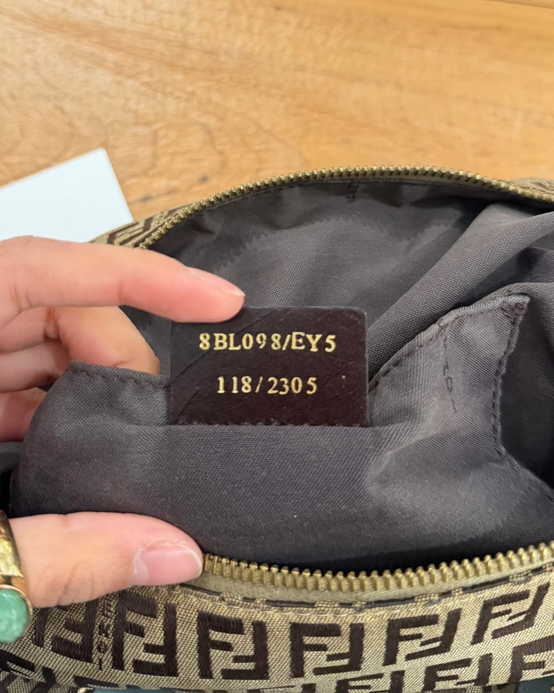 펜디 브라운 주카 블루 레더 트리빙 캔버스 보스턴백 상품이미지7